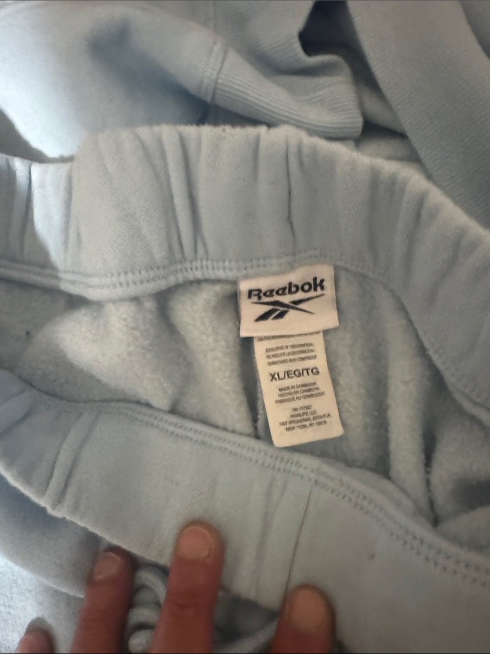 Reebok Pale Blue Crewneck Sweatshirt and Jogger Set - Picture 2 of 4